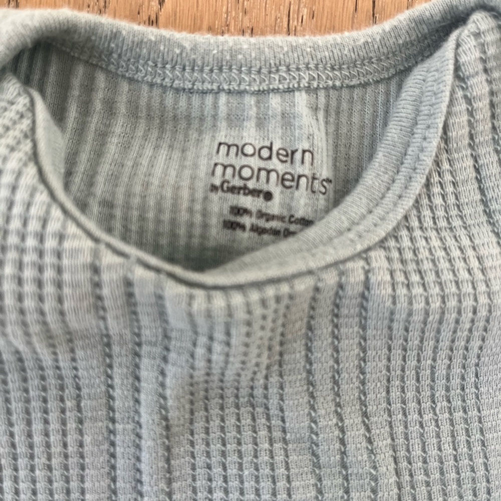 Modern Moments Gerber Baby Boy Girl Blue Summer Bubble Onsie Short 12M - Picture 5 of 7